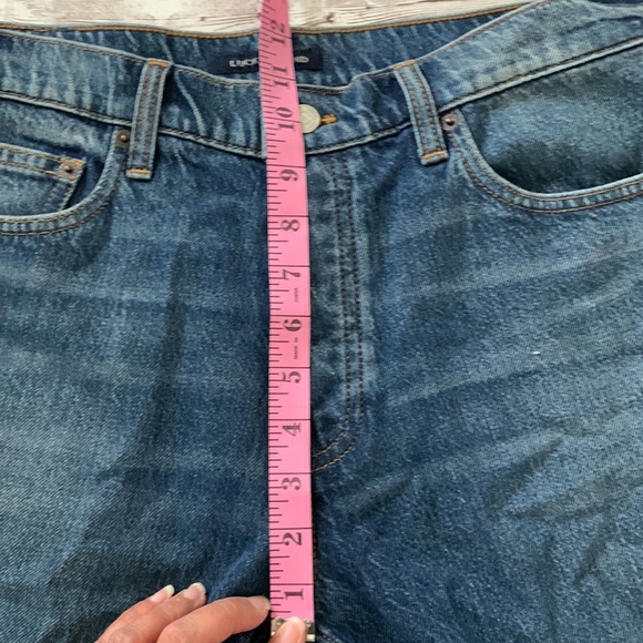 Lucky Brand Medium Wash High Rise Button Fly Relaxed Taper Leg Crop Mom Jeans - Picture 8 of 10
